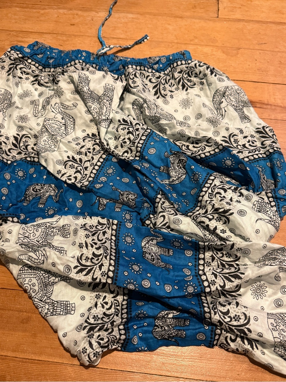 H&M Blue and White Paisley Print Maxi Skirt